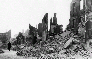 Getroffen binnenstad van Kassel, 1943